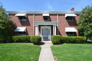 Building Photo - 6835 Plainfield Rd