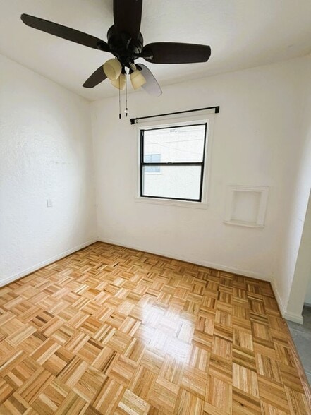 Building Photo - 124 Argonne Ave