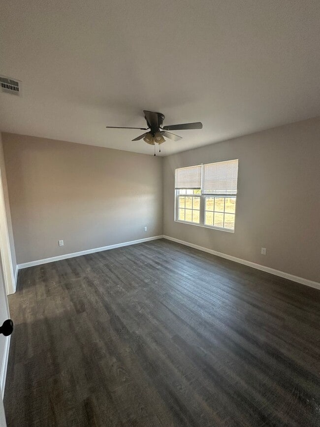 Building Photo - 3 Bed 2 Bath Brick Home - New Construction - Available NOW