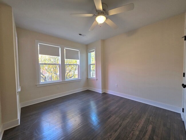 Building Photo - Gorgeous one of a kind 5 bedroom home fully updated