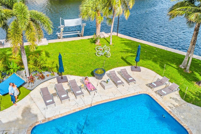 Building Photo - 1700 Marietta Dr