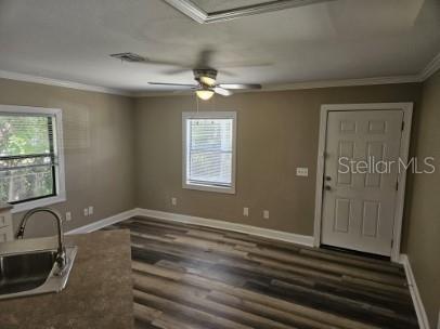 Building Photo - 520 15th St N