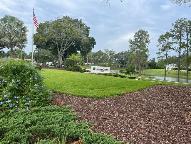 Building Photo - 3160 Highlands Blvd