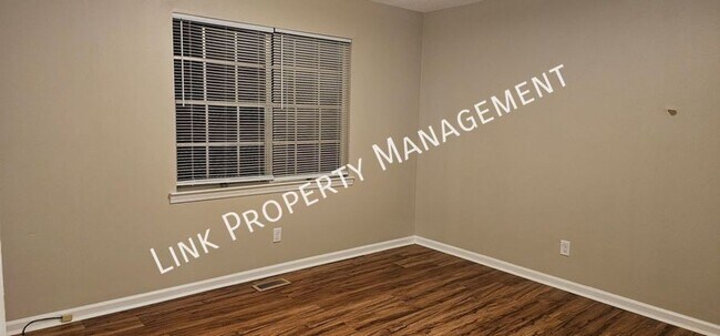 Building Photo - 7183 Holland Ln