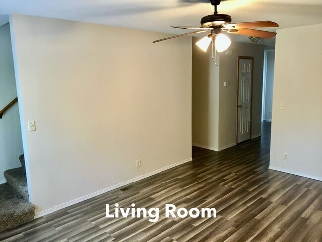 Building Photo - 1260 W Vilm Dr