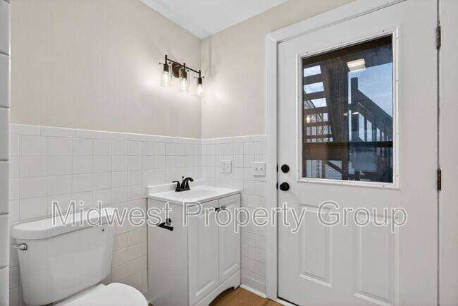 Building Photo - 90 Sutters Mill Rd