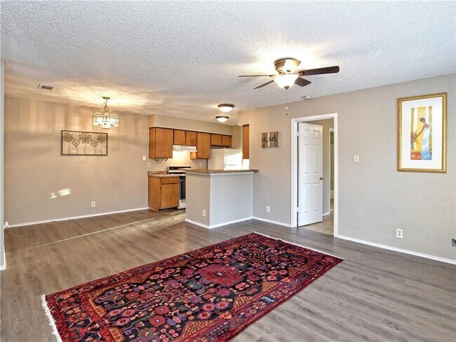 Building Photo - 5401 Spring Meadow Rd