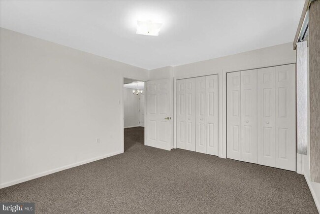 Building Photo - 630 Pine St