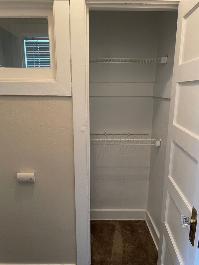 Building Photo - 20thST1401