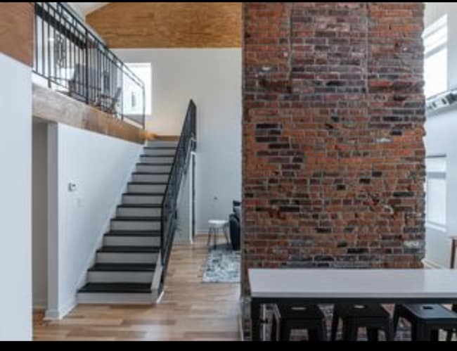 Building Photo - Madison Ave