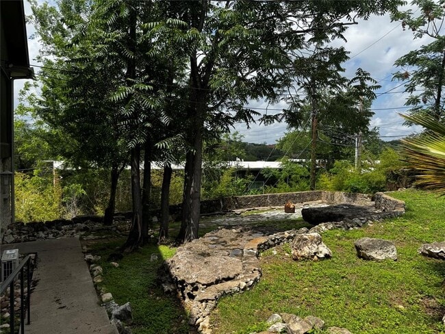 Building Photo - 1216 W 22nd St