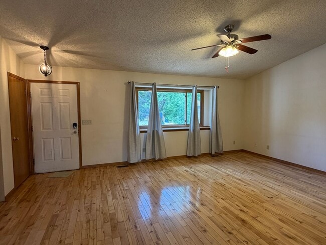 Building Photo - 1005 Princewood Pl
