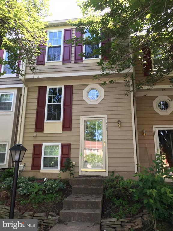 Building Photo - 1539 Woodcrest Dr