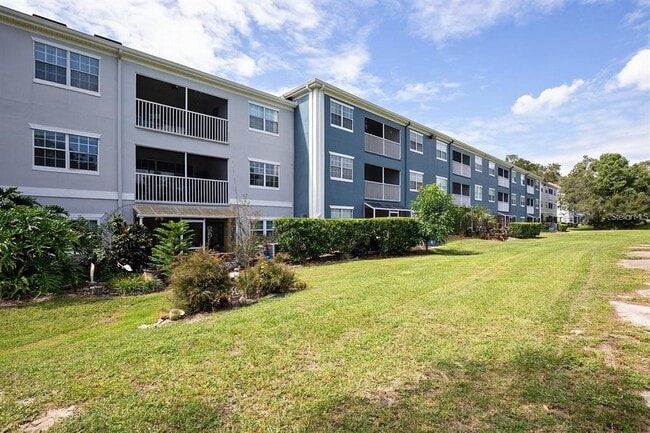 Building Photo - 3206 Clubside Dr