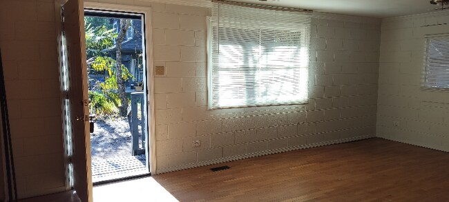 Building Photo - 3025 SE 131st Ave