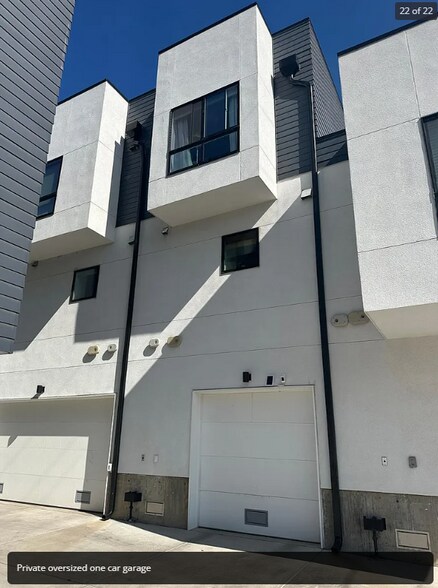 Building Photo - 2400 S Delaware St