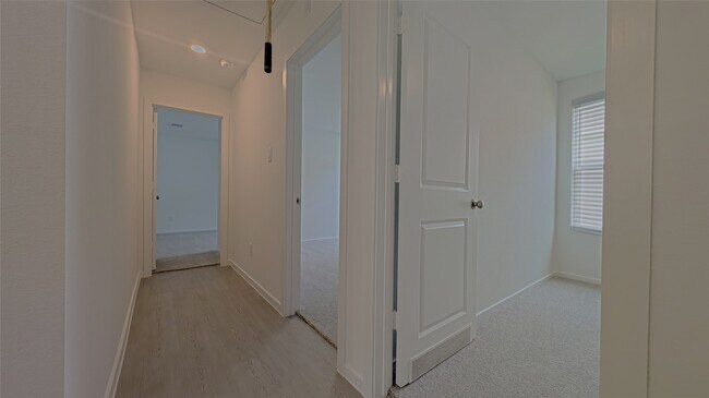 Building Photo - 21518 Willow River Canyon Ln