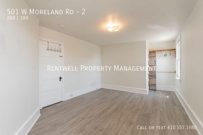 Building Photo - 501 W Moreland Rd