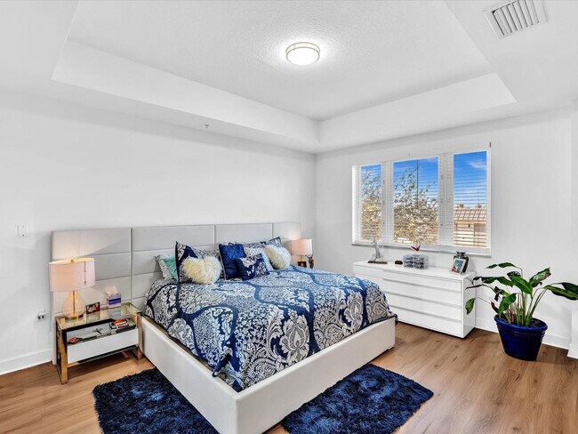 Building Photo - 1801 Coral Heights Blvd