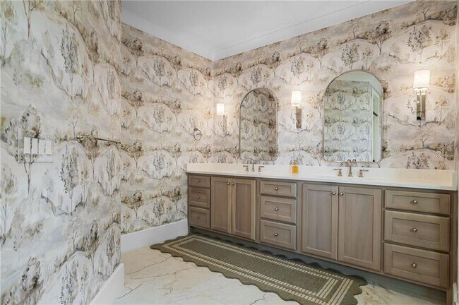 Building Photo - 1381 Wessyngton Rd NE