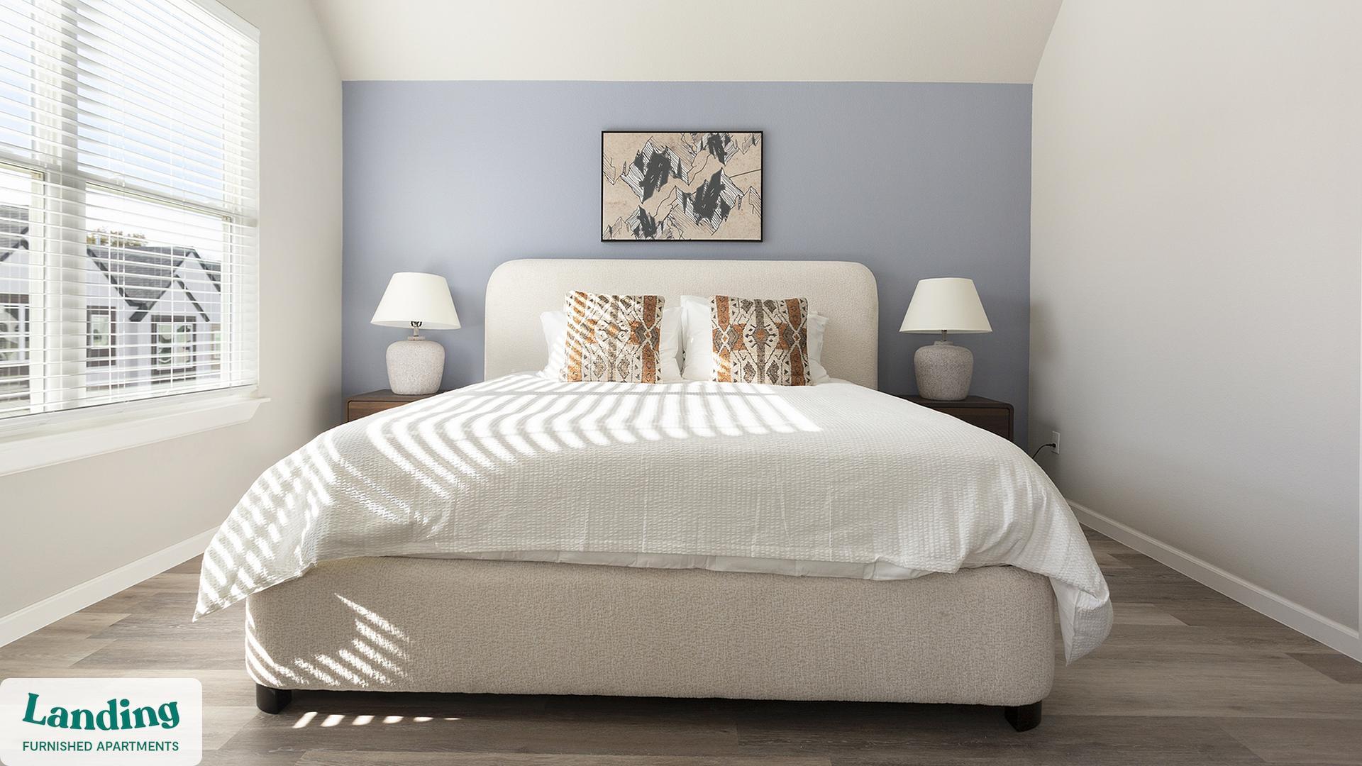 Building Photo - 3401 Redbud Ln