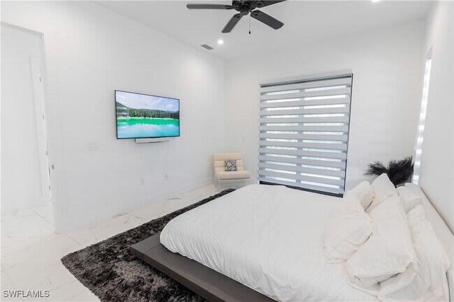 Building Photo - 4064 Full Moon Ct