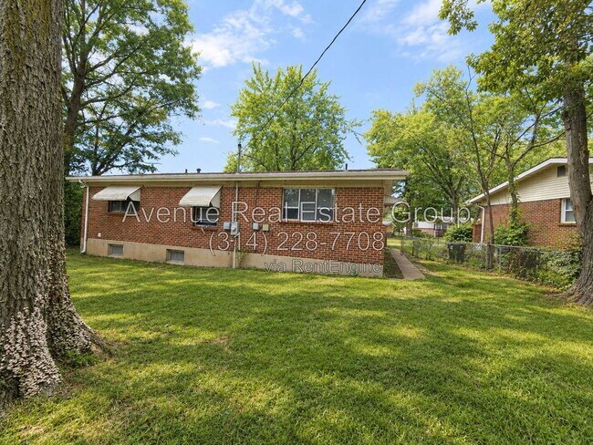 Building Photo - 2554 Dukeland Dr