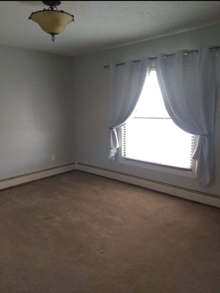 View of 1st bedroom from doorway - 4500 S Poplar St