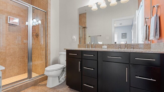 Building Photo - 337 Osona Ln