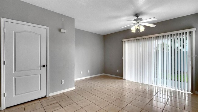 Building Photo - 10624 Savannah Wood Ct