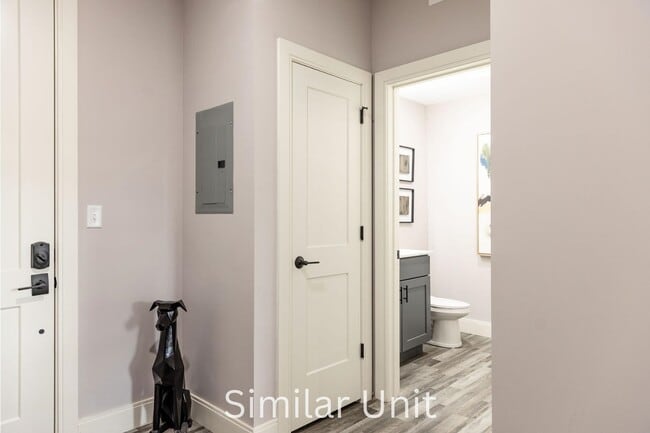 Building Photo - 7 Stickney Ave