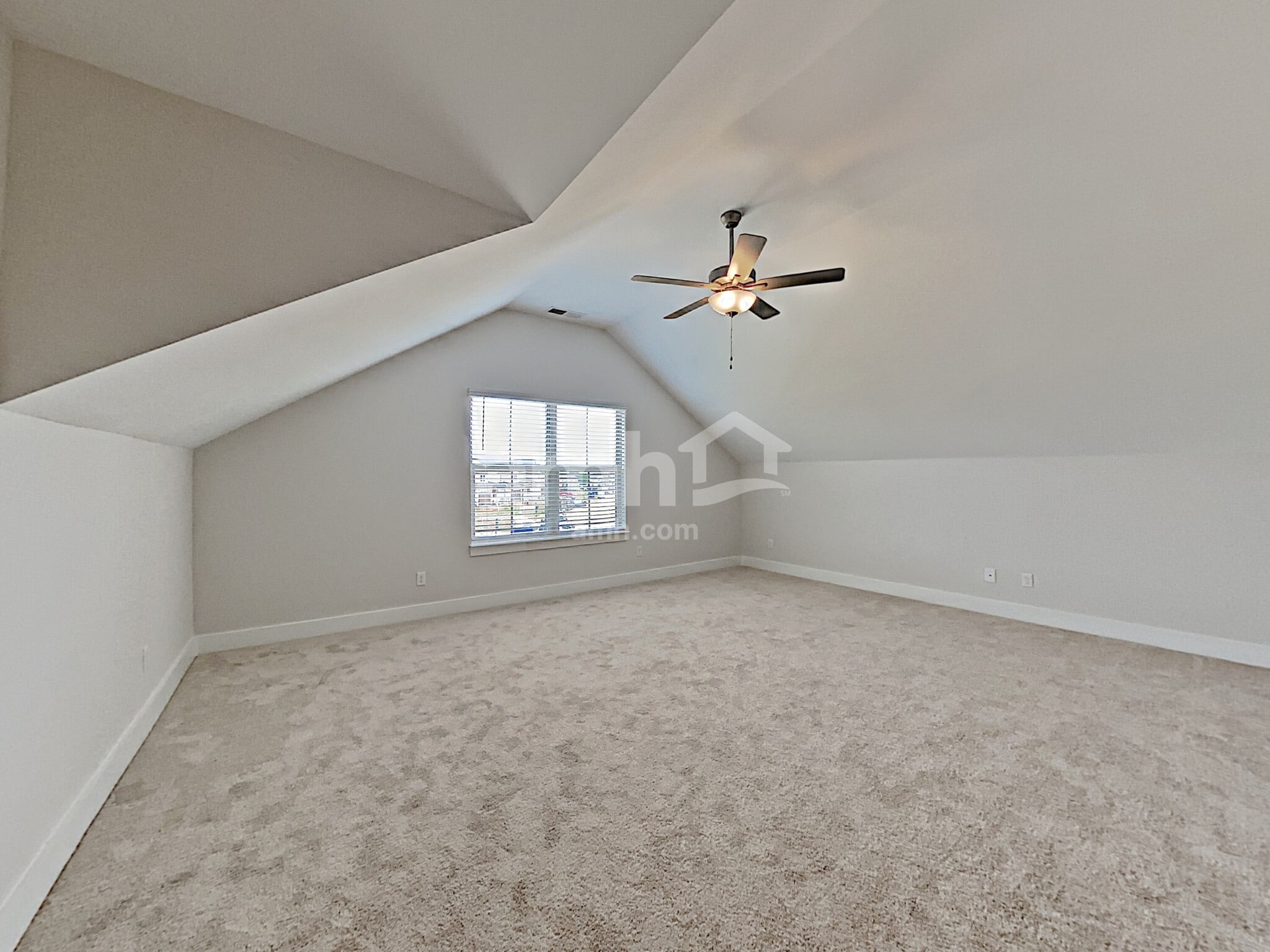 Building Photo - 326 Charity Ln