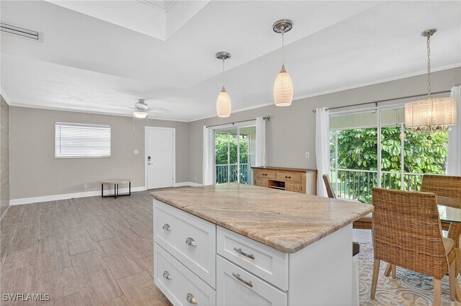 Building Photo - 1549 Sandpiper St