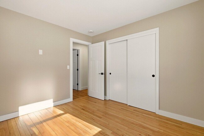 Building Photo - 29 Lovell Rd