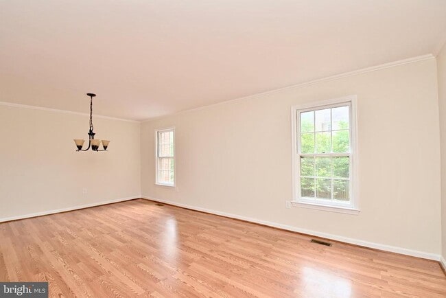 Building Photo - 8991 Omega Ct