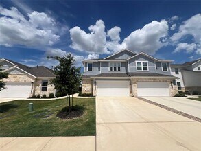 Building Photo - 509 Peace Dr