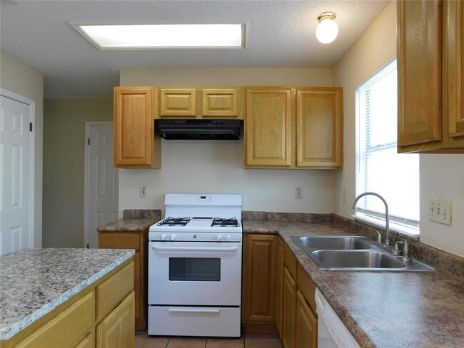 Building Photo - 716 Camp Fire Trail