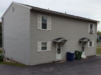 Building Photo - 298 Duer St