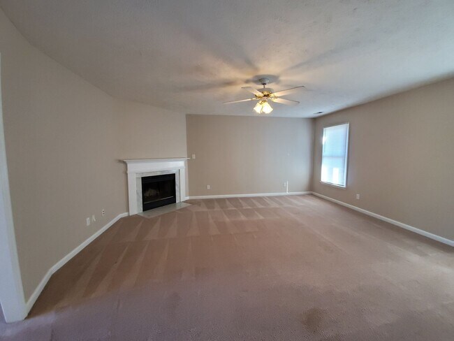 Building Photo - 8714 Tangletree Dr