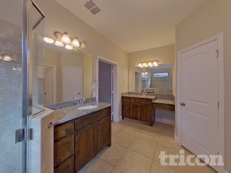 Building Photo - 5301 Runnymede Ct