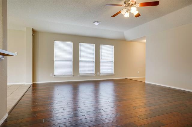 Building Photo - 9940 Carter Dr