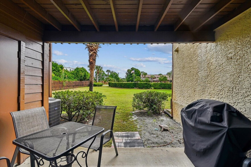 Building Photo - 17751 Panama City Beach Pkwy