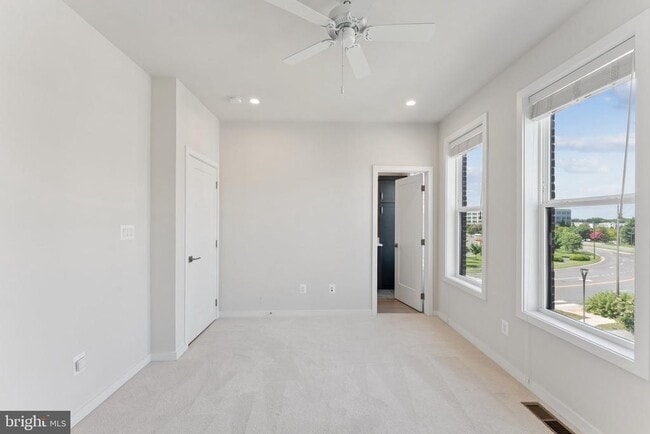 Building Photo - 4689 Charger Pl