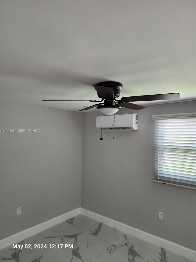 Building Photo - 1934 NW 25th Ave