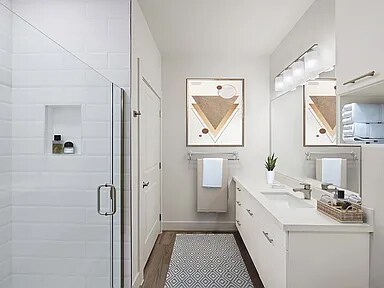 Building Photo - 2/2 Impressively Designed, Exceptionally Located!