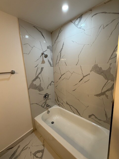 Building Photo - 5962 NW 19th St