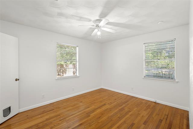 Building Photo - 412 E Ross St
