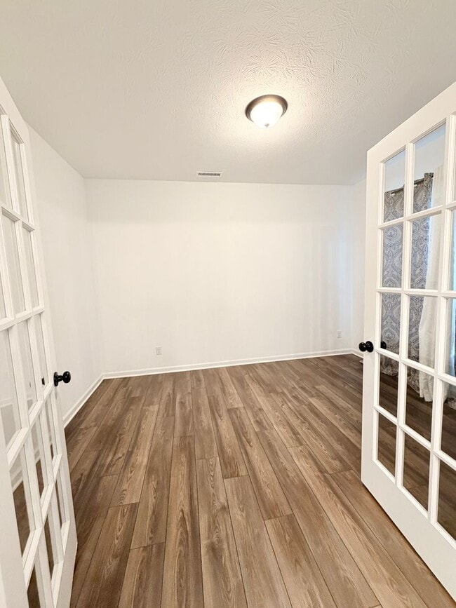 Building Photo - 4195 Risen Star Way