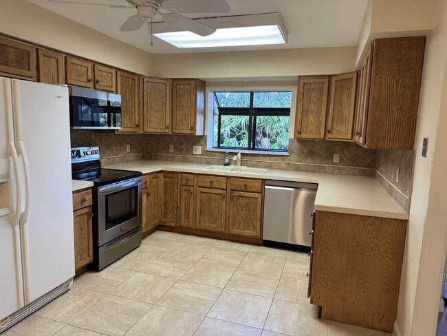 Building Photo - 2632 SW Willowood Cir