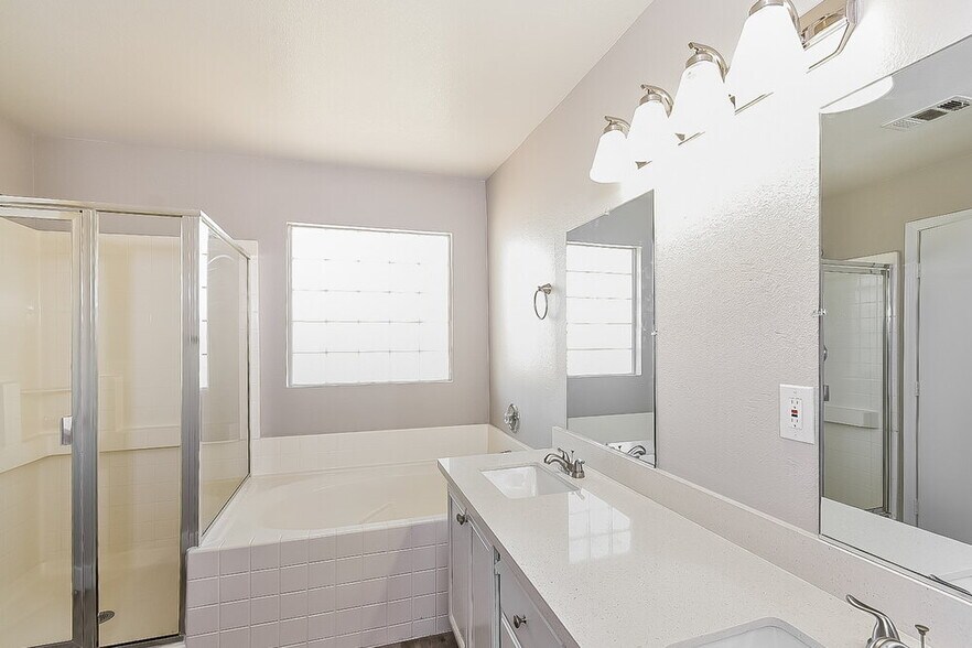 Building Photo - 3406 Genesee Gorge Ave